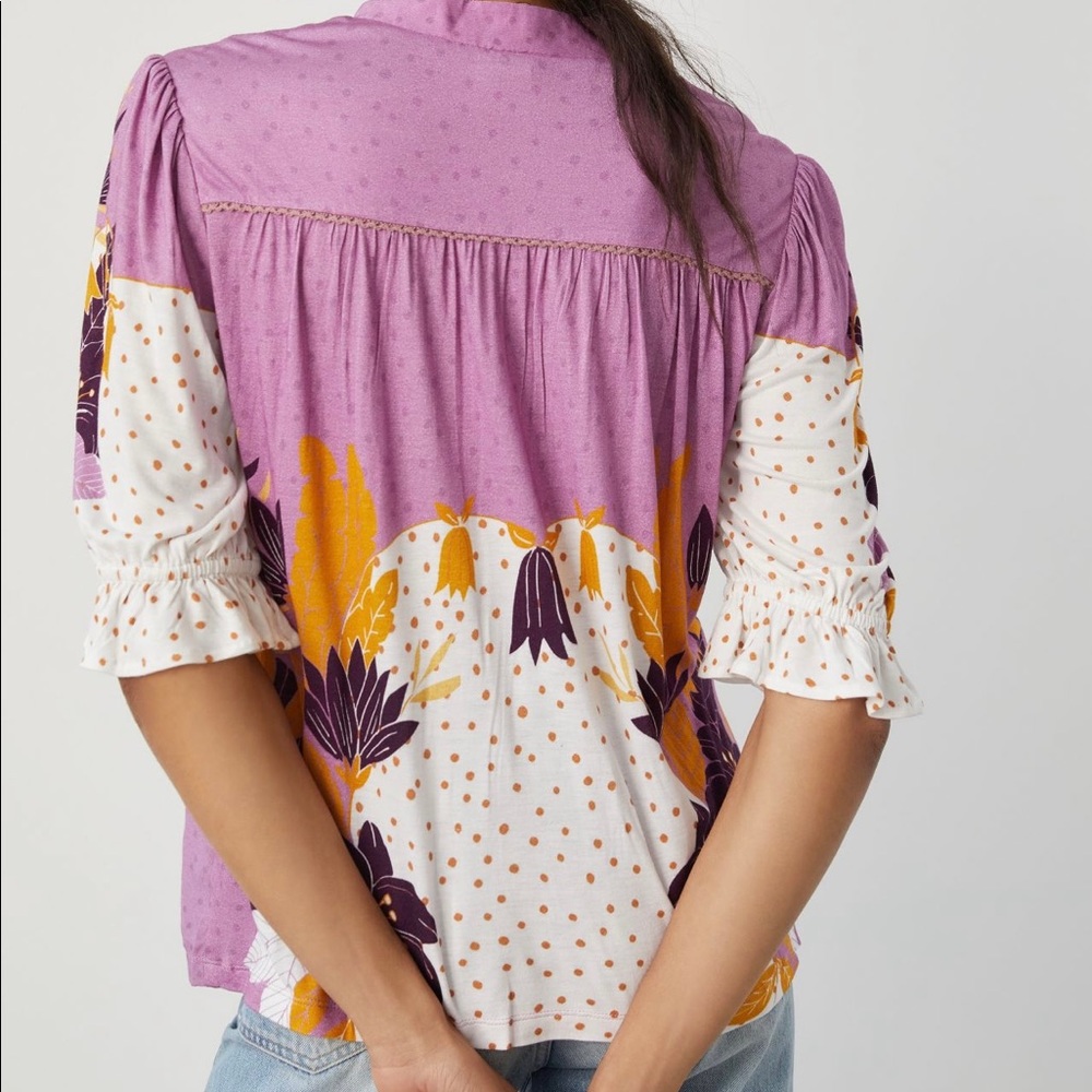 Bl-nk London Lavender and Mustard Floral V-Neck Blouse - Picture 2 of 8
